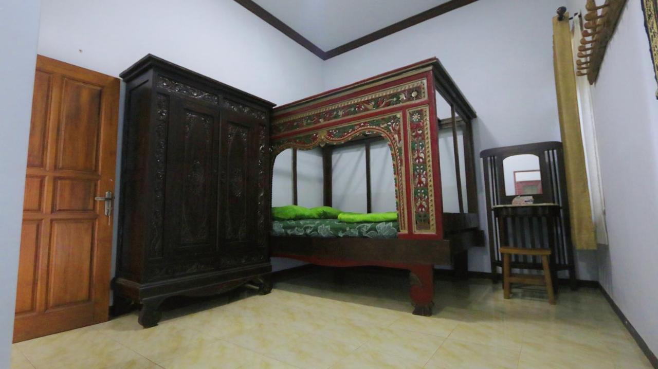 Alista Hotel Bondowoso Luaran gambar