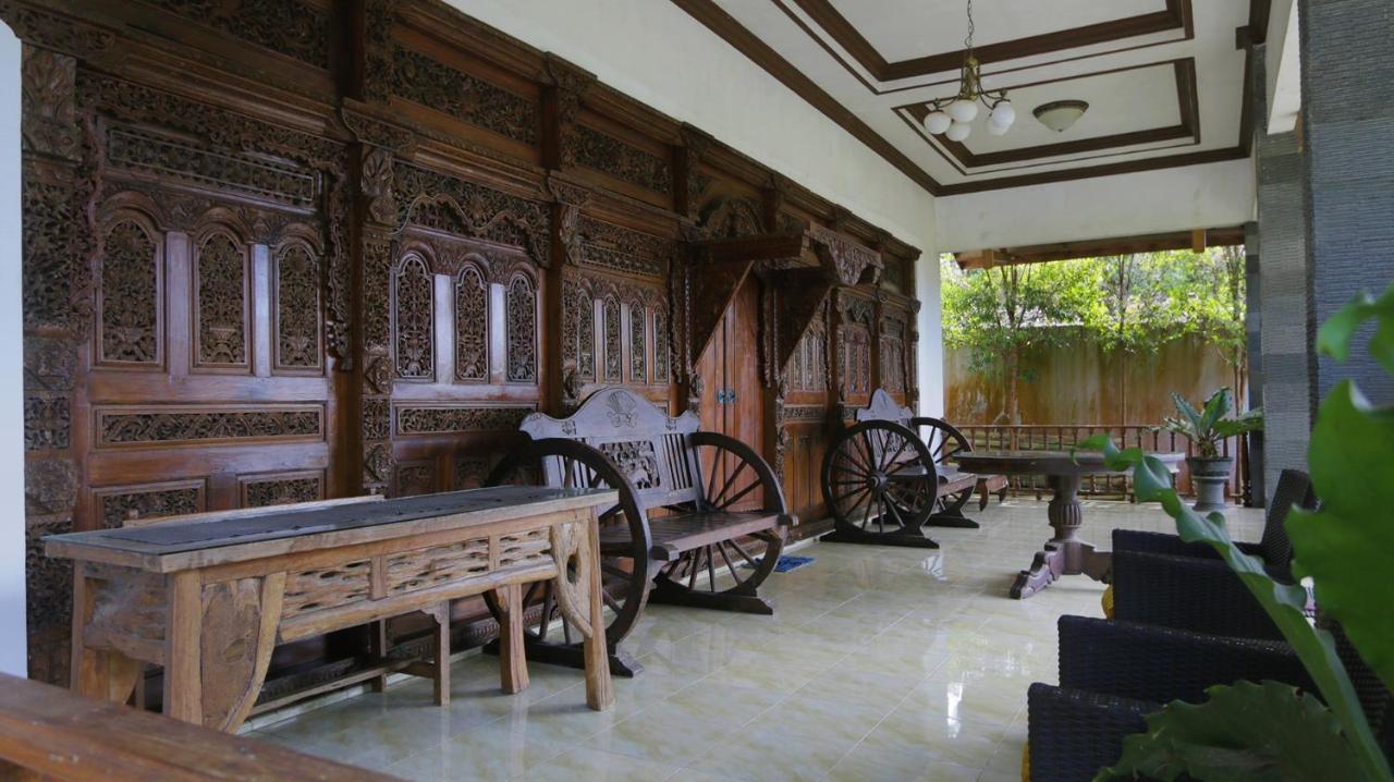 Alista Hotel Bondowoso Luaran gambar