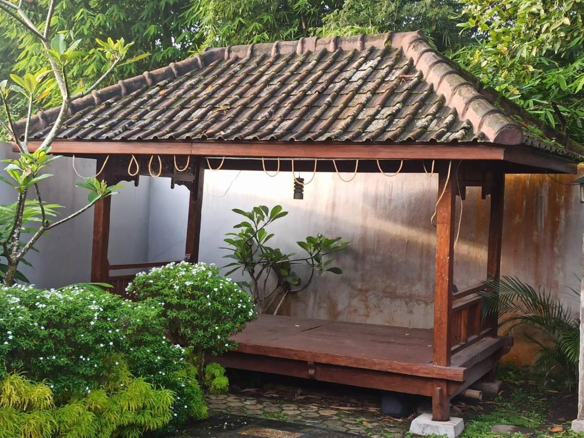 Alista Hotel Bondowoso Luaran gambar