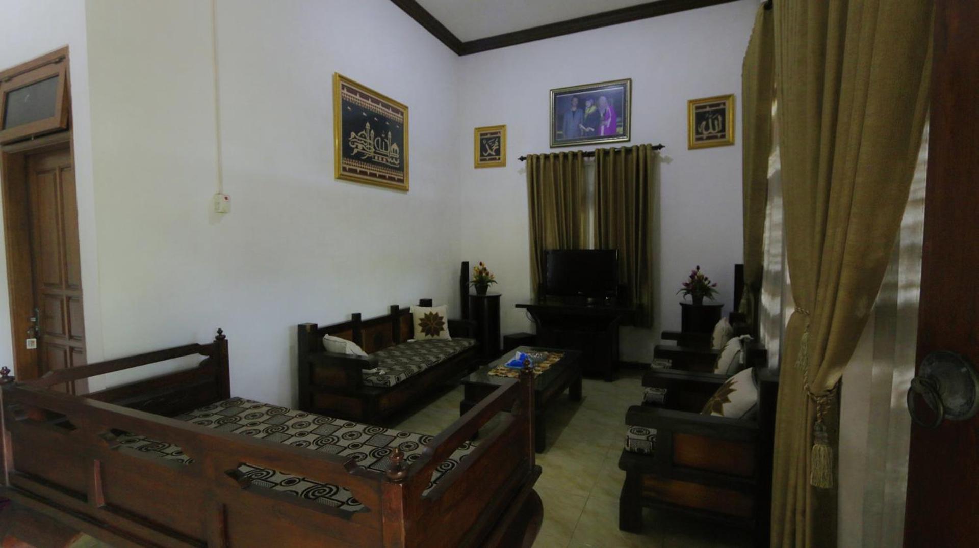 Alista Hotel Bondowoso Luaran gambar